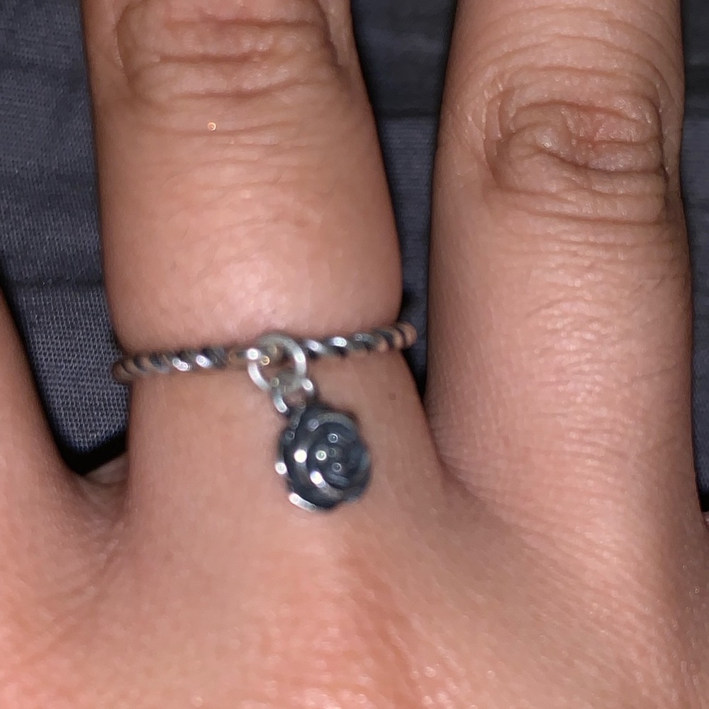 Retired Twisted Rope Ring w/ Rose Charm